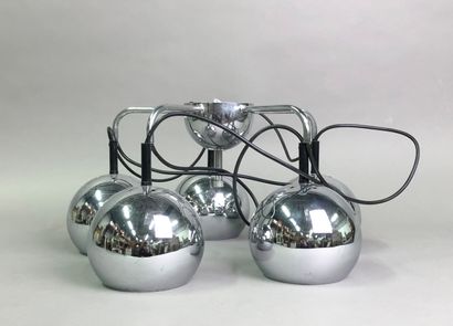 null Work of the 20th century

5-light chromed metal spider suspension with 5 lights

95...