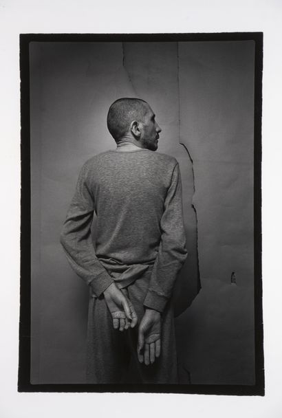 null 
David NEBREDA (born 1952)





Kneeling Self-Portrait, 2001-2003





Photography....