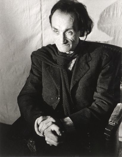 null 
Denise COLOMB (1902-2004)




Antonin Artaud, 1947




Photographie. Tirage...
