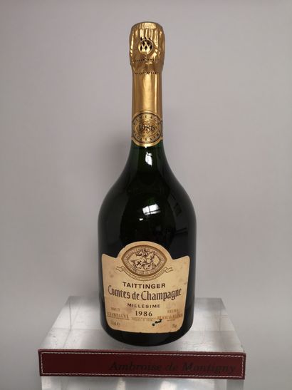null 1 bouteille CHAMPAGNE TAITTINGER Comtes de Champagne 1986 

Etiquette légèrement...