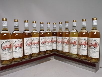 null 12 bouteilles Château CARBONNIEUX blanc - Gc Pessac Léognan 1989. En caisse...