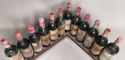 null 12 bouteilles Château LA PROVIDENCE "Grand cru" - Pomerol 1970 

Etiquettes...