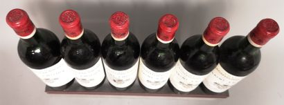 null 6 bouteilles Château LA GAFFELIERE-NAUDES - 1er GCC Saint Emilion 1962 

Etiquettes...