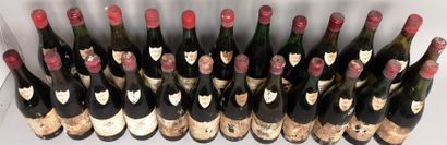 null 24 bouteilles VOUGEOT - HUGUENIN PF 1962 

A VENDRE EN L'ETAT.