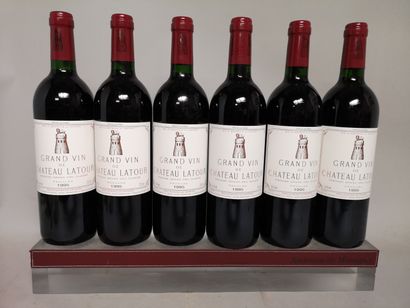 null 6 bouteilles Château LATOUR - 1er Gcc Pauillac 1995. En caisse bois.