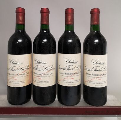 null 4 bouteilles Château GRAND FAURIE la ROSE - Saint Emilion Grand Cru 1989 

Etiquettes...