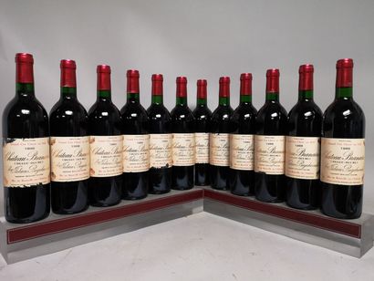 null 12 bouteilles Château BRANAIRE DUCRU - 4é Gcc Saint Julien 1989. En caisse bois....