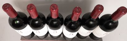 null 6 bouteilles Château LATOUR - 1er Gcc Pauillac 1996. En caisse bois.