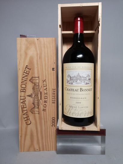 null 1 Double Magnum Château BONNET - Bordeaux 2000. Coffret bois.