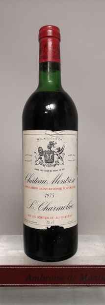 null 1 bouteille Château MONTROSE - 2é Gcc Saint Estèphe 1975 

Etiquette légèrement...