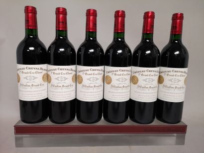 null 6 bouteilles Château CHEVAL BLANC - 1er Gcc (A) Saint Emilion 2000. En caisse...
