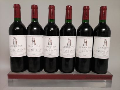 null 6 bouteilles Château LATOUR - 1er Gcc Pauillac 1996. En caisse bois.