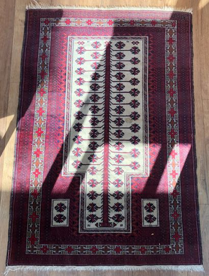 null Two oriental woolen rugs with geometrical patterns and red background 

Wear,...