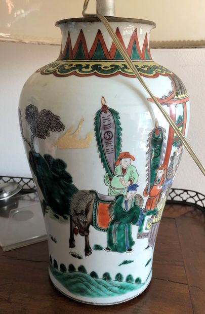 null CHINA

Porcelain vase decorated with warriors in green family enamels, mounted...