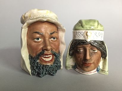 null Lot of 10 tobacco pots including : 

- Head of a bearded man, with his headdress...