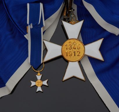 null Brésil – Ordre de Rio Branco	

Ensemble de Grand-Croix comprenant une plaque...