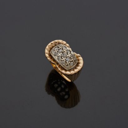 null Tartelette ring, in 18K yellow gold 750 ‰ and silver 2nd title 800‰, paved with...