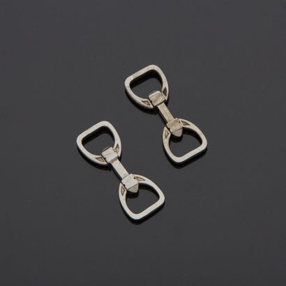 null HERMÈS - Pair of double cufflinks in silver 2nd title 800‰, stirrup model. Signed....