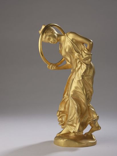 null Jean-Léon GEROME (1824-1904)


La joueuse de cerceau


Bronze à patine dorée.


Signé...