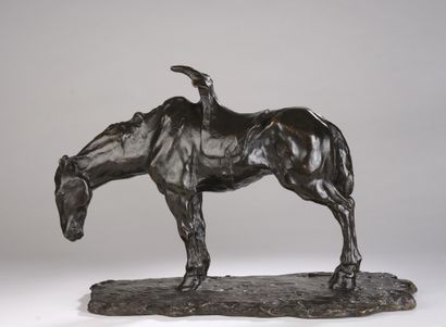 null Alfredo PINA (1883-1966)


Cheval sellé


Bronze à patine brune. 


Signé A....