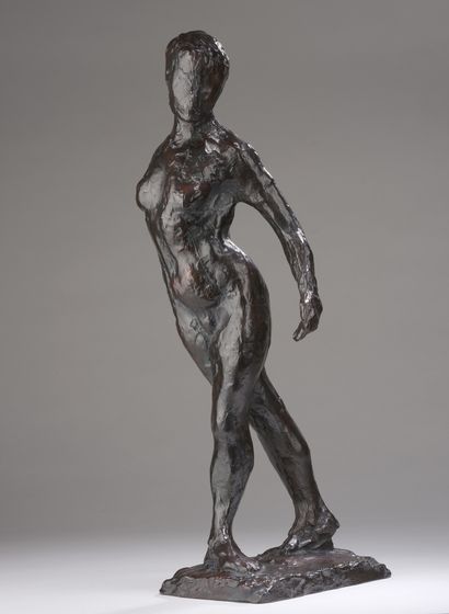 null Charles AUFFRET (1929- 2001)


La danseuse, 1968


Épreuve en bronze, n°8/12.


Fonte...