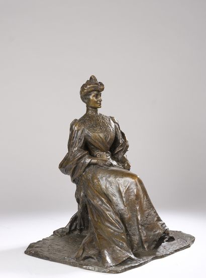 null Auguste SEYSSE (1862-1946)


Portrait d’une femme à l’éventail


Bronze à patine...