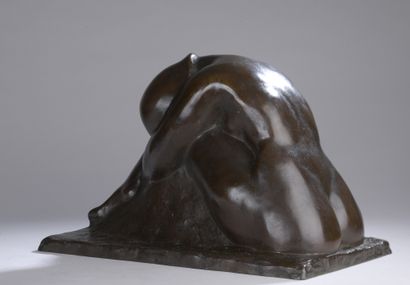 null Fritz WRAMPE (1893-1934) 


Femme lovée


Vers 1940.


Bronze à patine brun...