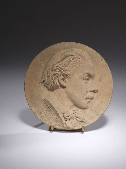 null David D'ANGERS (1788-1856)


Profile portrait of François-René de Chateaubriand


Bronze...