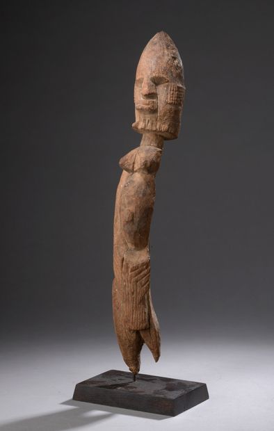 null STATUE OF A DOGON ANCHOR, Mali


Wood with natural patina, accidents and missing...
