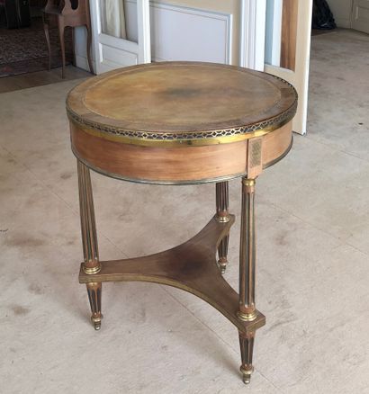  Mahogany and mahogany veneer pedestal table, three fluted legs, helix brace, marble...