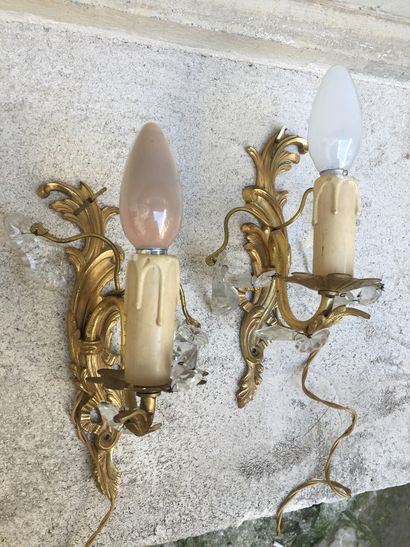 null Set of 2 pairs of gilt bronze sconces.