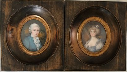  Dans le goût du XVIIIe siècle 
Portraits 
Deux miniatures signées. 
5,5 x 4,5 c...