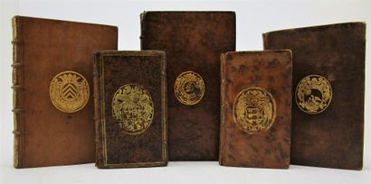 null Set of 5 books with plates stamped with arms.


1/ - Salmon. - Nouvel abrégé...