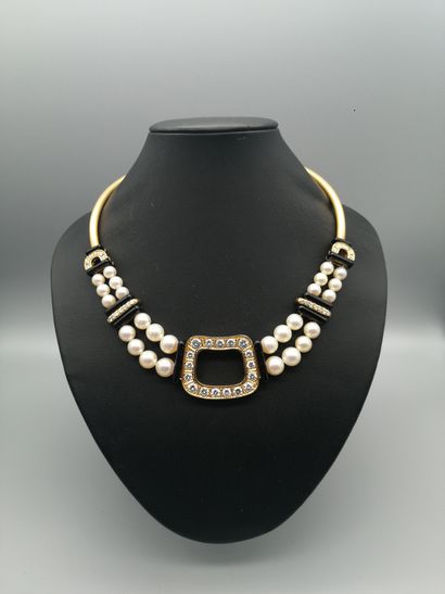 René BOIVIN 
Necklace in 18K yellow gold...