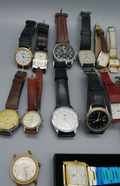 null Lot of LIP watches including:


Four men's wristwatches, two round in gilt metal...