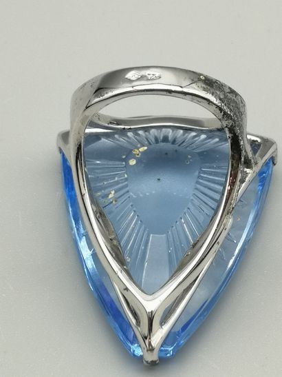 null LALIQUE 


Bague en argent rhodié 1er titre 925‰, modèle ICE LIGHT, parée d’un...