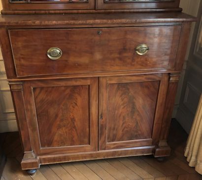 null JOINT WITH 261 English Chippendale sideboard, mahogany and mahogany veneer,...