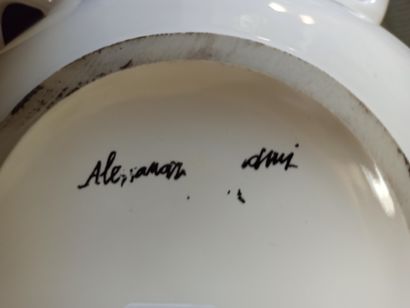 null Alessandro MENDINI (1931-2019)

Set of three white ceramic vases. Zanotta edition...