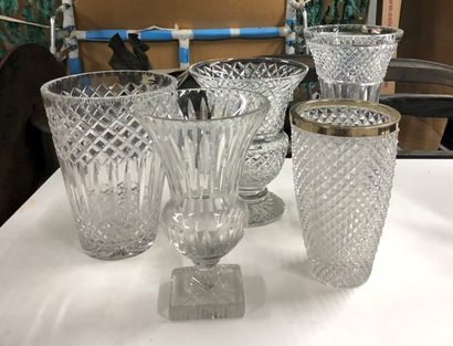 null Lot comprising five cut crystal vases, one with a silver plated frame

Small...