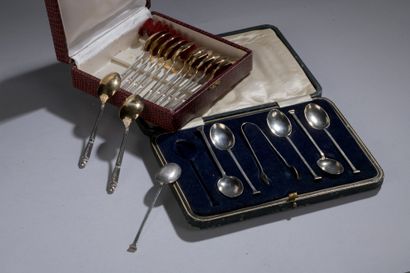 null LOT including :

- J.C.B. CRADDOCK. Lot comprising 6 silver mocha spoons and...