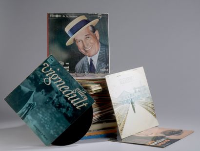 null LOT OF ABOUT NINETY VINYL RECORDS 

LPs and vinyl box sets: Gérard Manset, Noël...