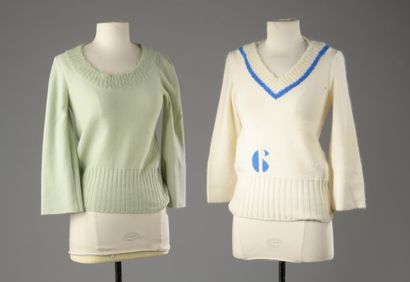 null Sonia RYKIEL and Sonia RYKIEL Paris

White and blue wool sweater with number...