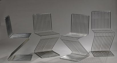 null François ARNAL (1924-2012) for the workshop A

SET OF FOUR CHAIRS model Zigzag.

Scattered...