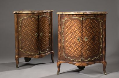 null Pair of curved fronts, with inlaid decoration of crosses in amaranth and satinwood....