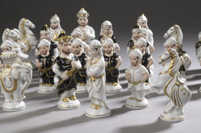 null ROYAL DUX, Bohemian porcelain (1853-1918) - COMPLETE CHESS GAME, with white...