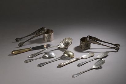 null LOT comprising: 

- A silver saucepan 1st title 925‰, filets and scrolls model,...