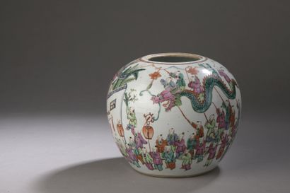 null Porcelain GINGER POT with polychrome enamel decoration of a procession of children....