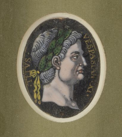  Médaillon représentant Vespasien. 
Plaque d'émail polychrome. 
XIXème siècle. 
7...