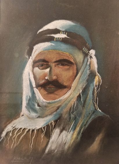 null KHALIL (Xxème)

Portrait d'un homme au turban 

Pastel sur papier brun. 

Signé...