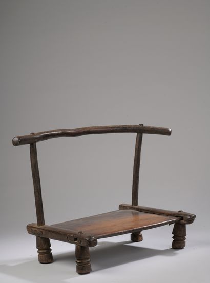 null BAOULE KETELE CHAIR, Ivory Coast

Wood with a shiny brown patina.

H. 35 cm...